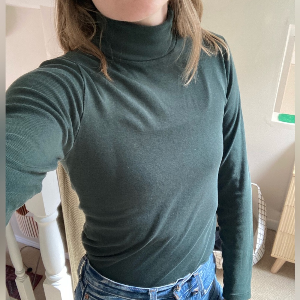 KOTN Turtleneck